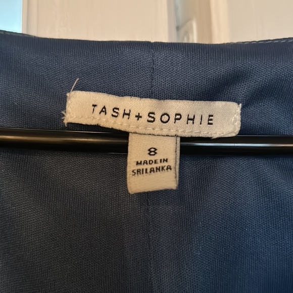 Tash and Sophie jumper - Picture 2 of 4